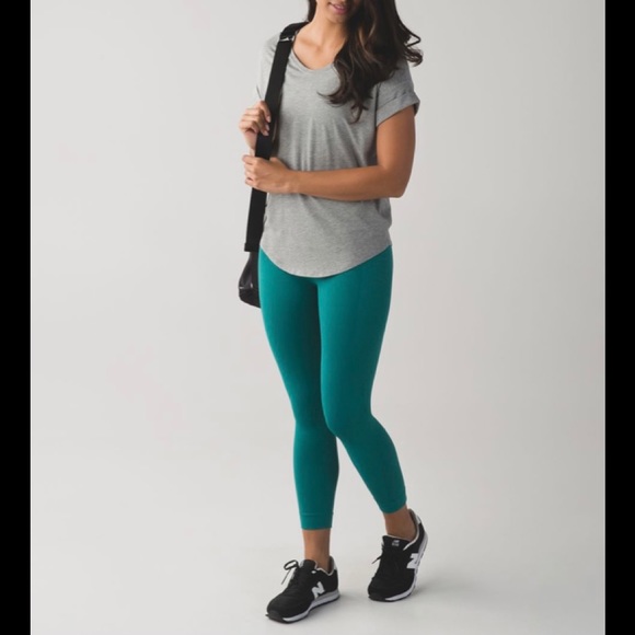 lululemon athletica Pants - Lululemon Zone In Crop
